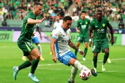 爱游戏视频-首发阵容微调，球队开场磕磕绊绊