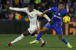 爱游戏app下载地址-赫塔菲客场惜败皇家社会，遭遇3连败的简单介绍