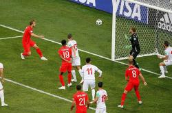 爱游戏直播-大胜在望，球队士气高昂期待胜利