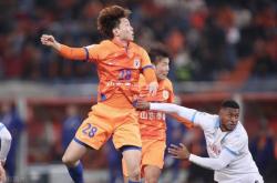 爱游戏app下载地址-大连人主场憾负山东鲁能，无缘三分