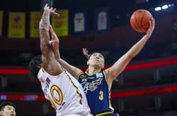 爱游戏官网入口-关于辽宁队客场击败广东，保持不败纪录的信息