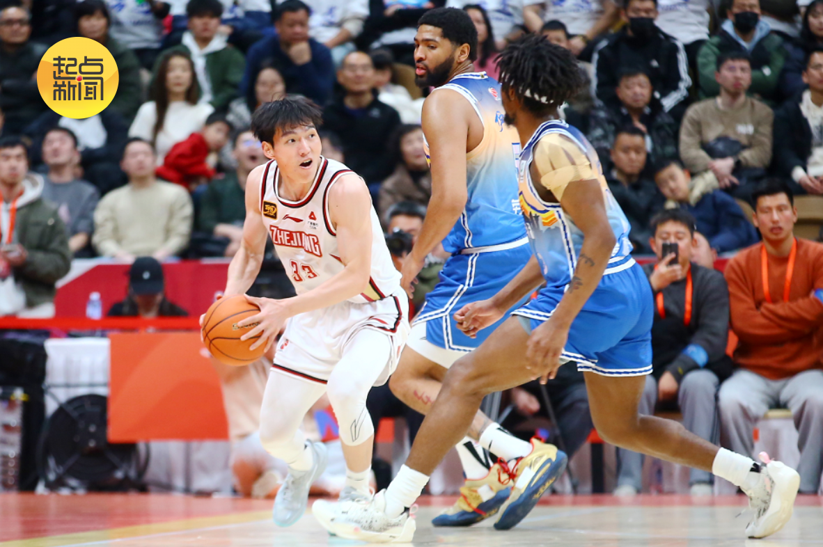 新疆男篮在浙江队击败对手，喜获胜利