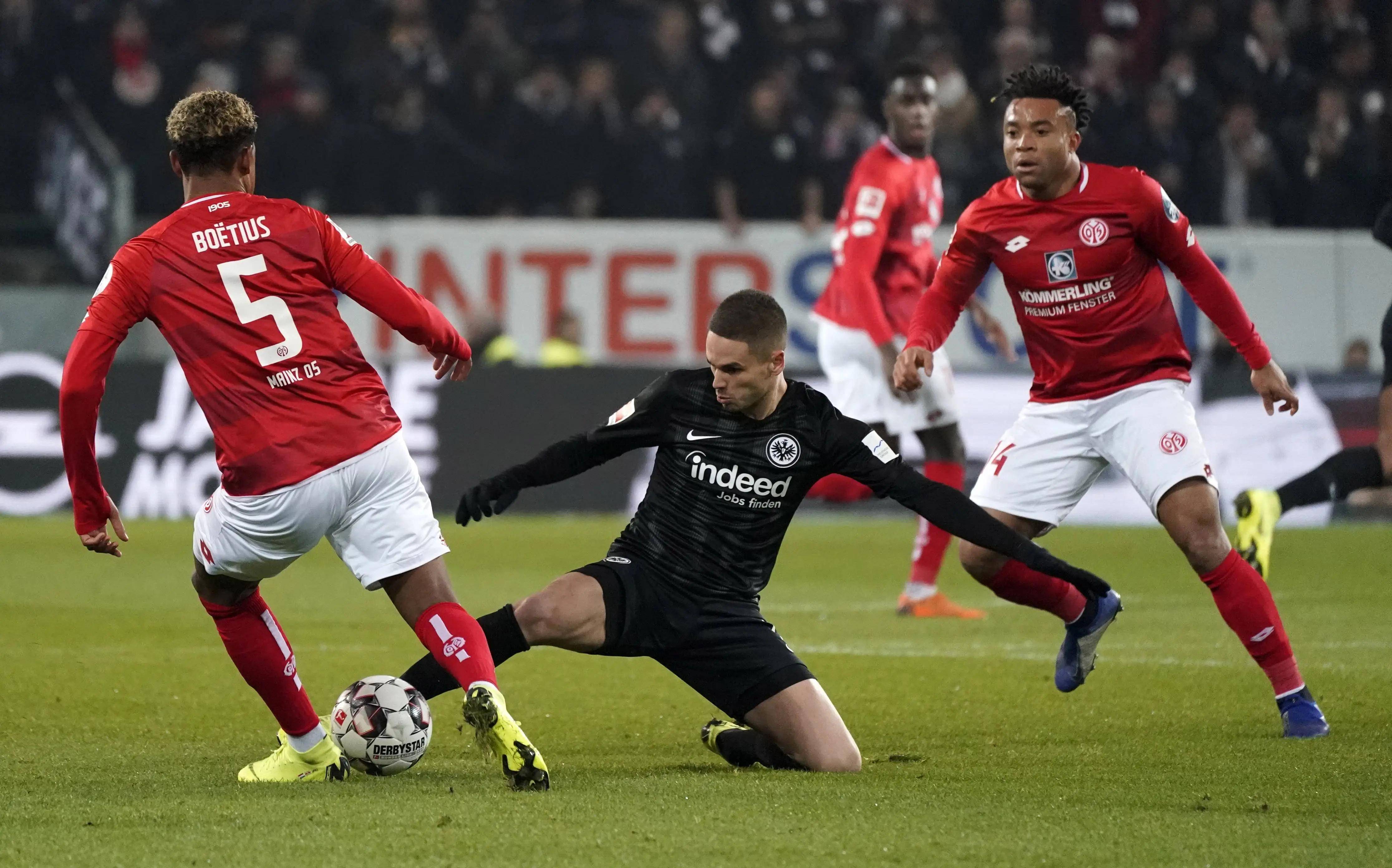 美因茨客场全取三分,让对手无法抵挡的简单介绍 美因茨客场全取三分,让对手无法抵挡的简单介绍