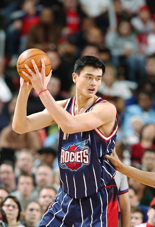姚明领衔中国篮球明星参加NBA全明星赛 姚明领衔中国篮球明星参加NBA全明星赛