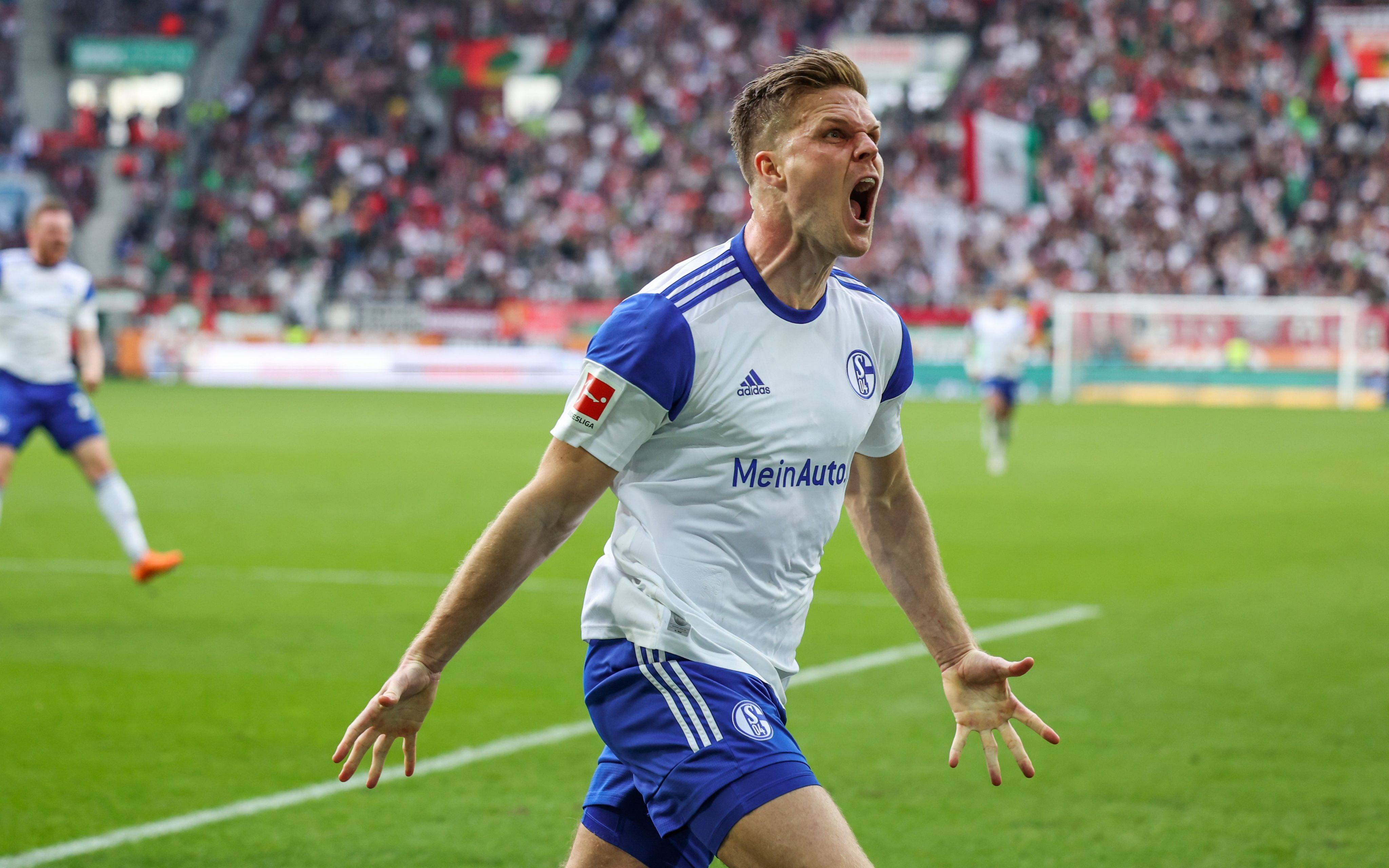 关于沙尔克04惨遭拜仁慕尼黑重创，德甲征程再遭重挫的信息