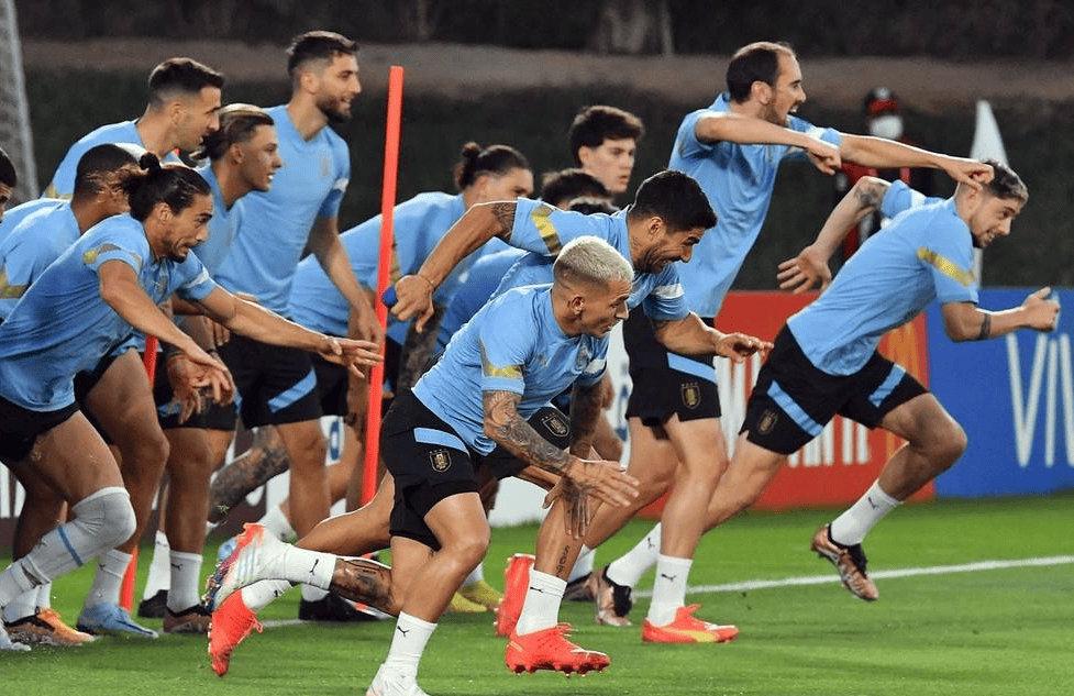 关于玻利维亚国家队备战下一场比赛，力争全取三分的信息