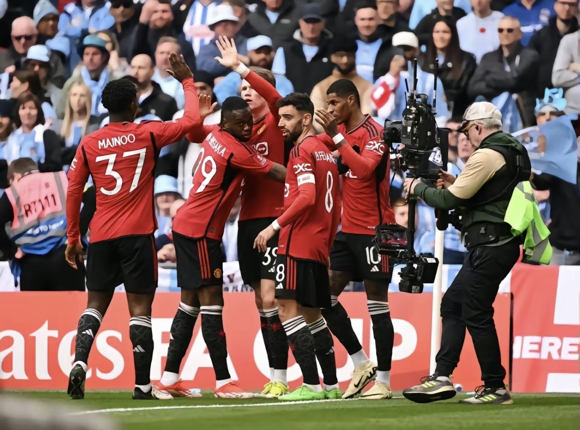 足坛新星崭露头角,帮助球队夺取点球大战胜利 足坛新星崭露头角,帮助球队夺取点球大战胜利