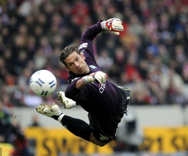 云达不莱梅捧杯欢庆,士气大增继续向前的简单介绍 云达不莱梅捧杯欢庆,士气大增继续向前的简单介绍