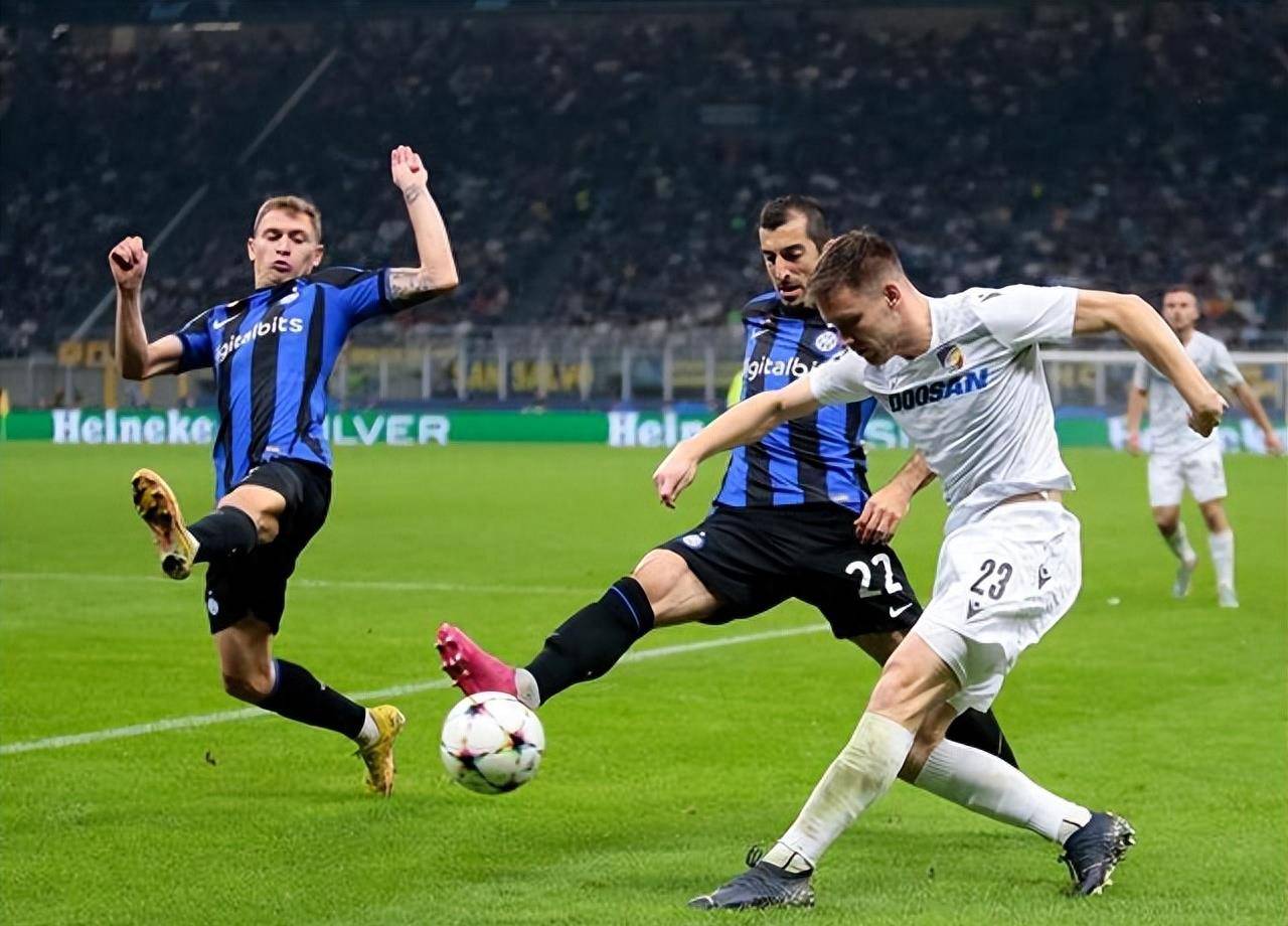 关于霍芬海姆球队在关键时刻保持冷静夺下胜利的信息